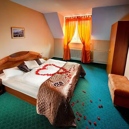 Kamzik Guest house